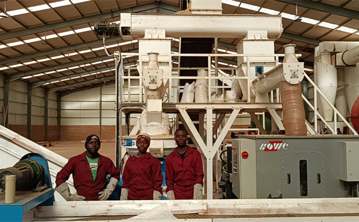 非洲馬拉維生物質香蕉福利导航調試成功